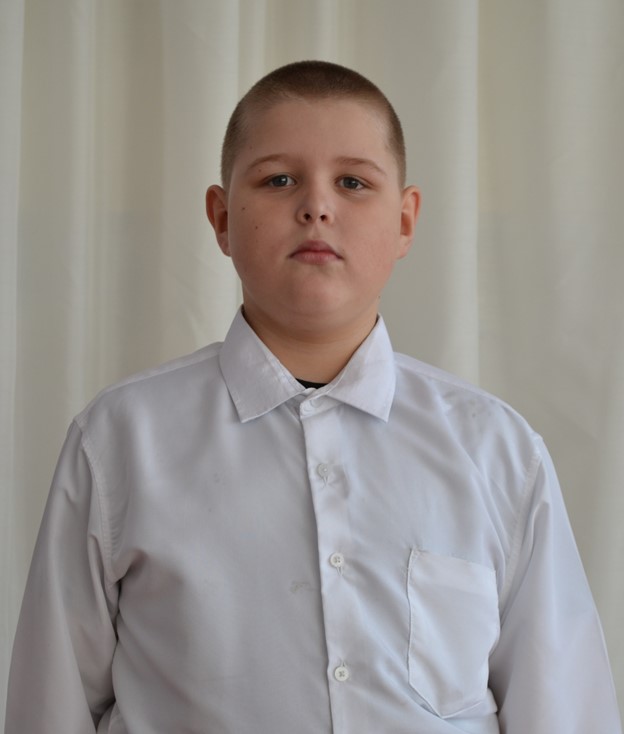 Жестенёв Егор.